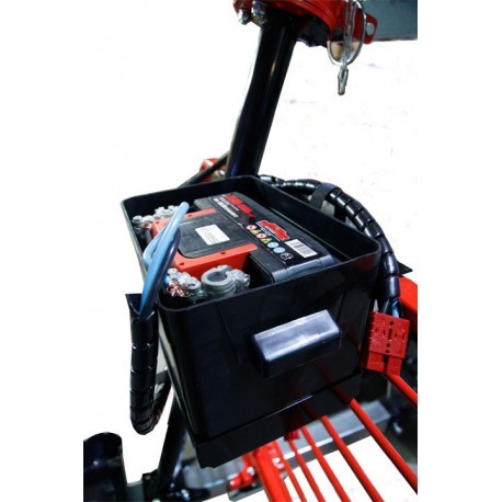 Ultratec Batterisats: batteristativ, batteri 53 Ah, laddare, skyddslåda Ultratec Batterisats: batteristativ, batteri 53 Ah, laddare, skyddslåda